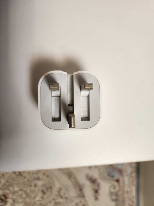 зарядка apple 18w