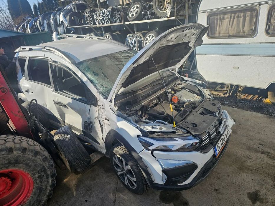 dezmembrez dacia jogger 1.6 cod h4m-c6 69 kw benzina+electric an 2024