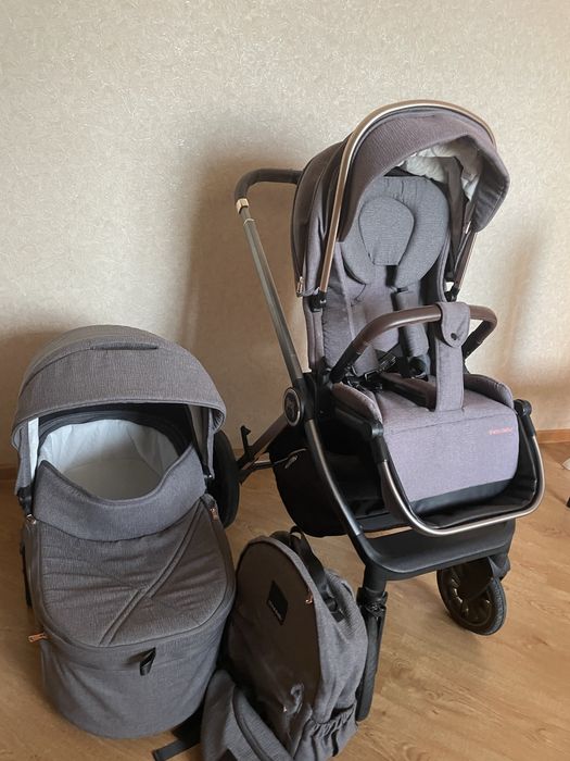 Продам коляску 2 в 1