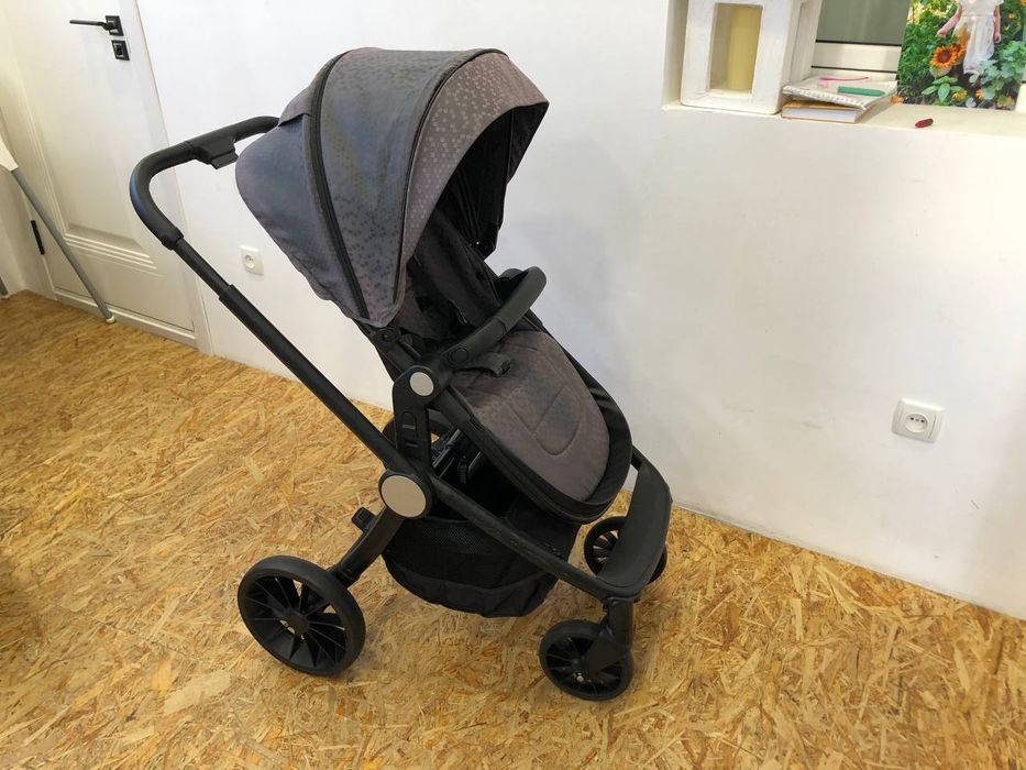 Детская коляска, в хорошем состоянии 3 в 1