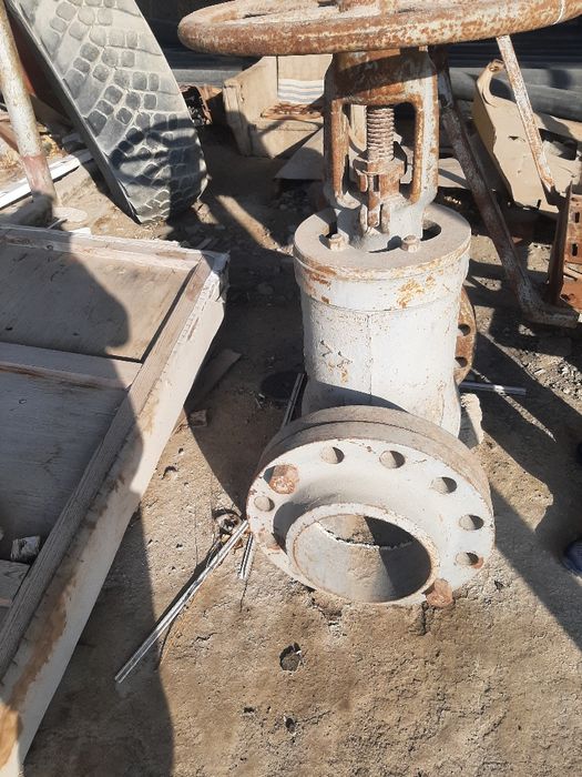 Задвижка  ду - 250 мм