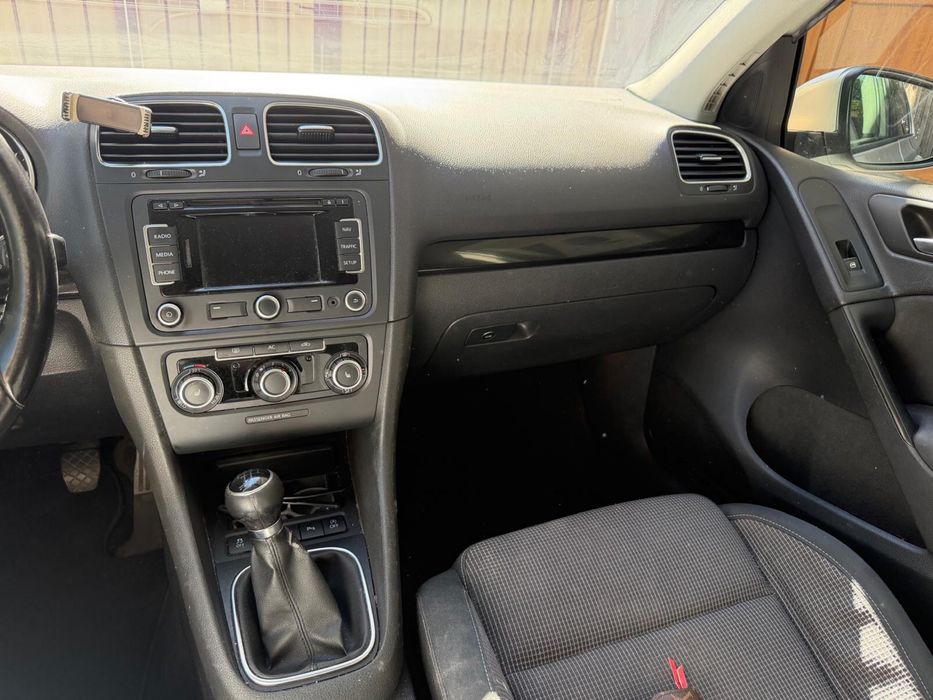 VOLKSWAGEN Golf 2012 — imagine 3