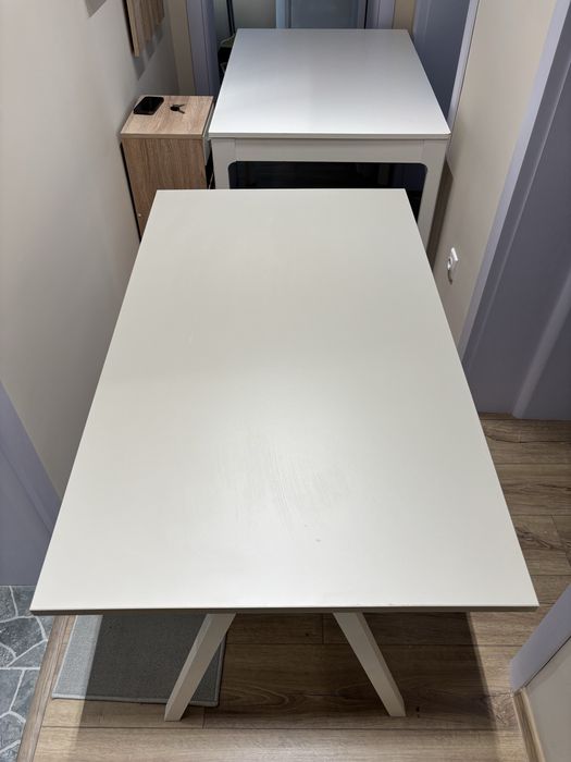 Мебели IKEA (Маса EKEDALEN, столове INGOLF, бюро LERBERG) - може и поотделно