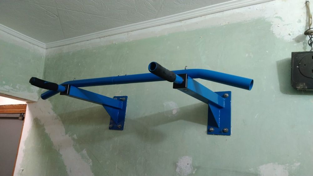 Продам турник, три вида хвата