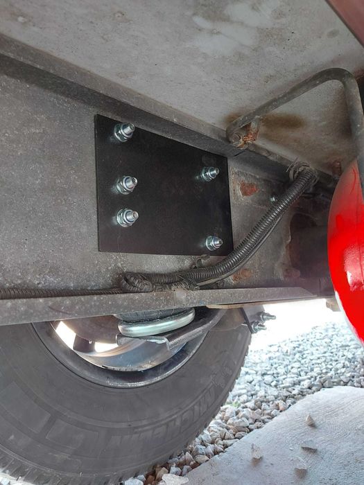 Perne de aer auxiliare pentru autorulote cu punte Al-Ko si Knott