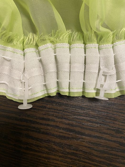 Продается тюль зеленого цвета