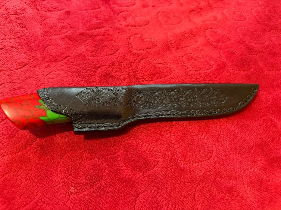 Нож от стомана Магнакът!