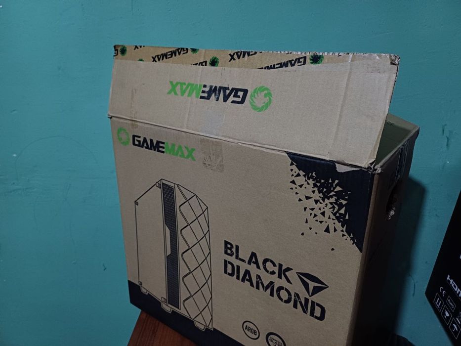 kompyuter sotiladi srochno