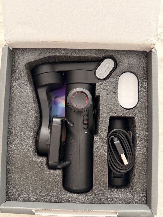 Sistem de Stabilizare Gimbal pentru telefon Aochuan SMART XE cu 3 axe