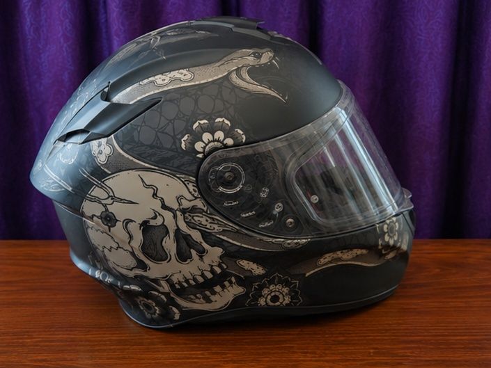 Каска за пистов мотор - MT Helmets Targo Dagger E1