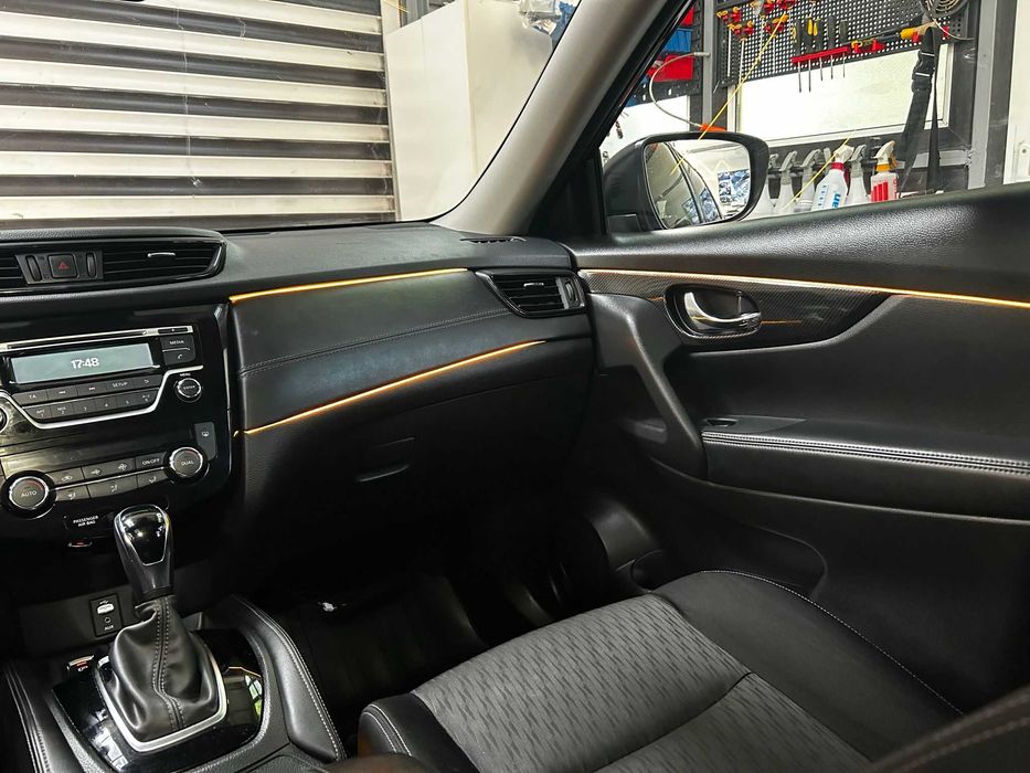 Lumini ambientale LED dedicate NISSAN
