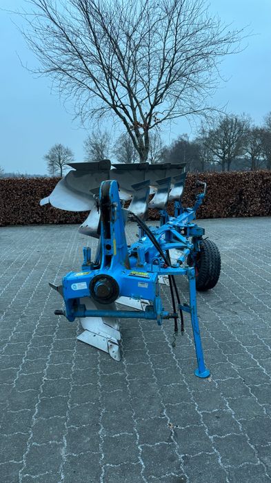 Lemken Europal 8 Omoch , Belarus, Claas Arion, John Deere tortadi