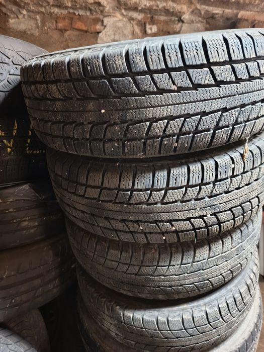 Автомобилни гуми