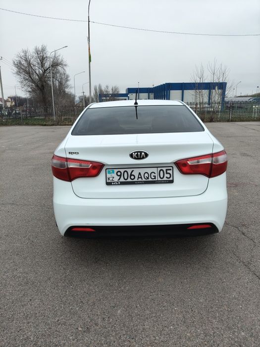 Киа Рио продам .
