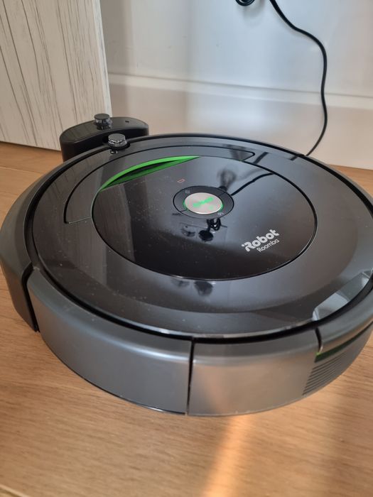 IRobot Roomba 696