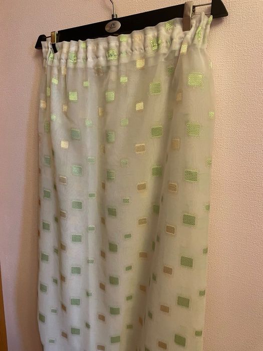 Тюль, прошитая тесьмой, готовая (2 вида).