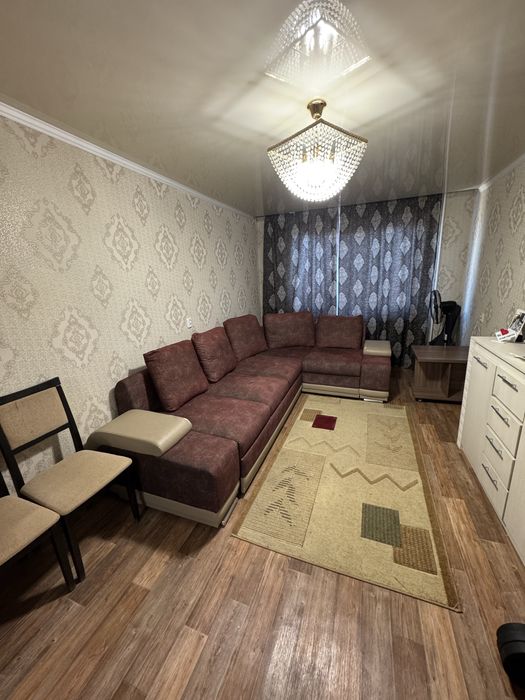 Диван большой продается