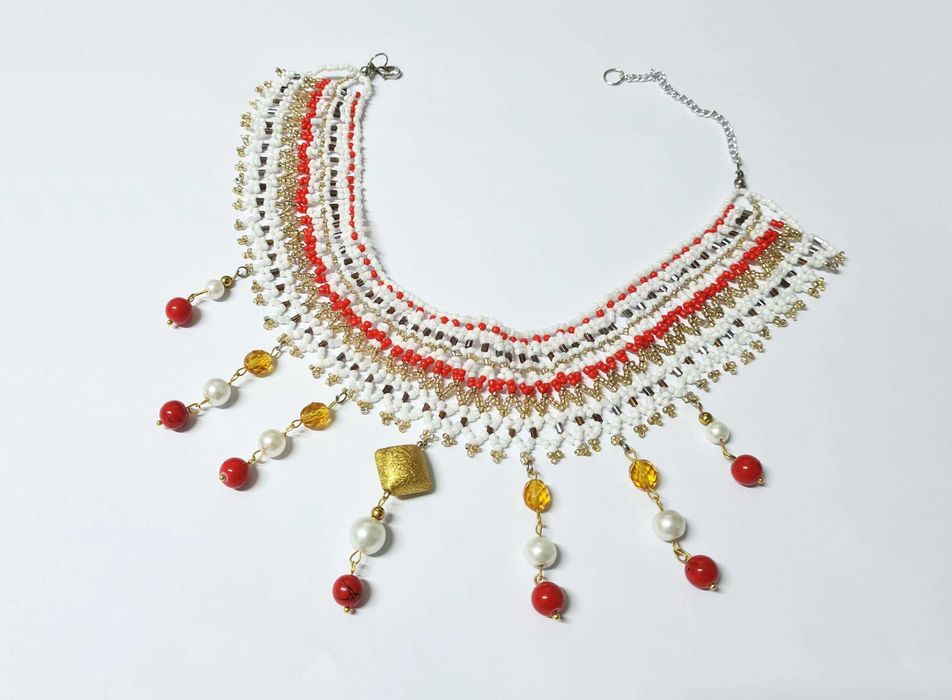 Reducere! Seturi traditionale margele nisip baza gatului, multe culori