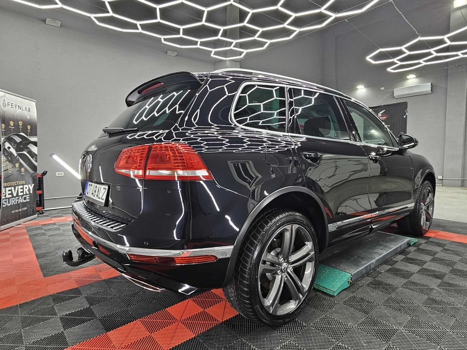 VOLKSWAGEN Touareg 2016 — imagine 3