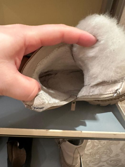 Продам сапожки девочке