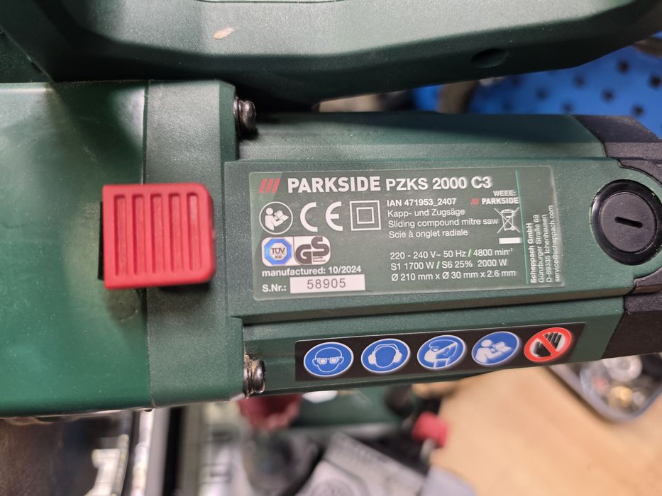 Циркуляр PARKSIDE® PZKS 2000 C3, 2000 W – прецизни разрези в дърво и пластмаса