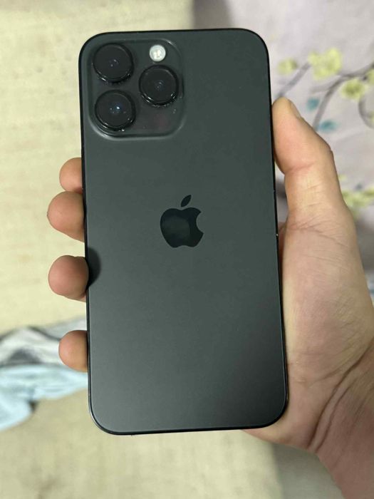 Vand sau schimb iphone 14 pro max impecabil