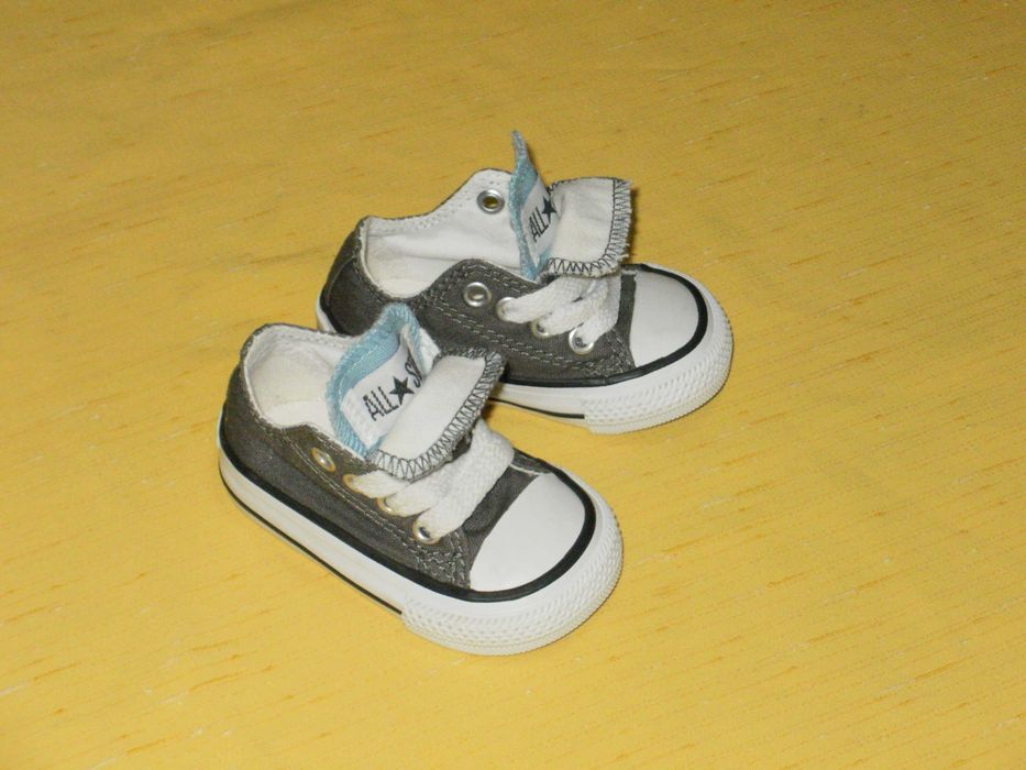 REEBOK, CONVERSE, оригинални нови бебешки 19, 18