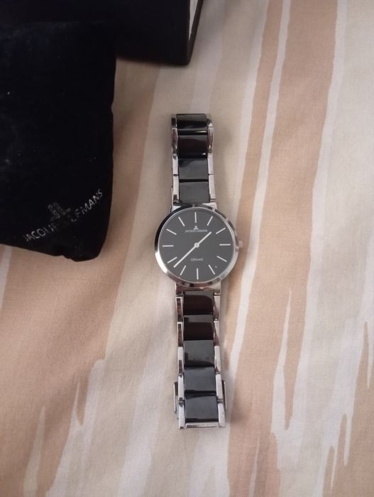 Vând  ceau Jacques Lemans