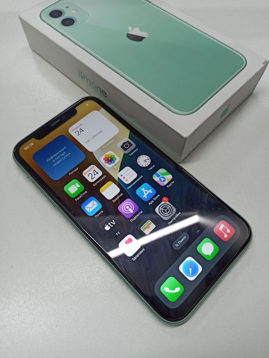 Apple iPhone 11, 128gb, 72%.