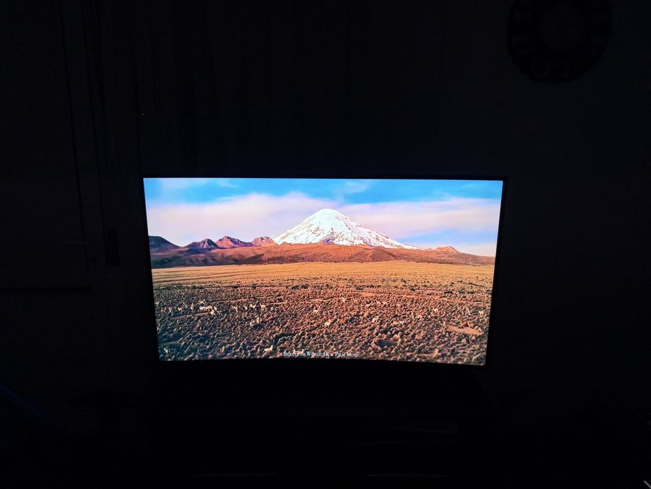 Smart TV Curbat Samsung 55" (138 cm) 4K – Model UE55TU8372 (Mici defecte vizuale)