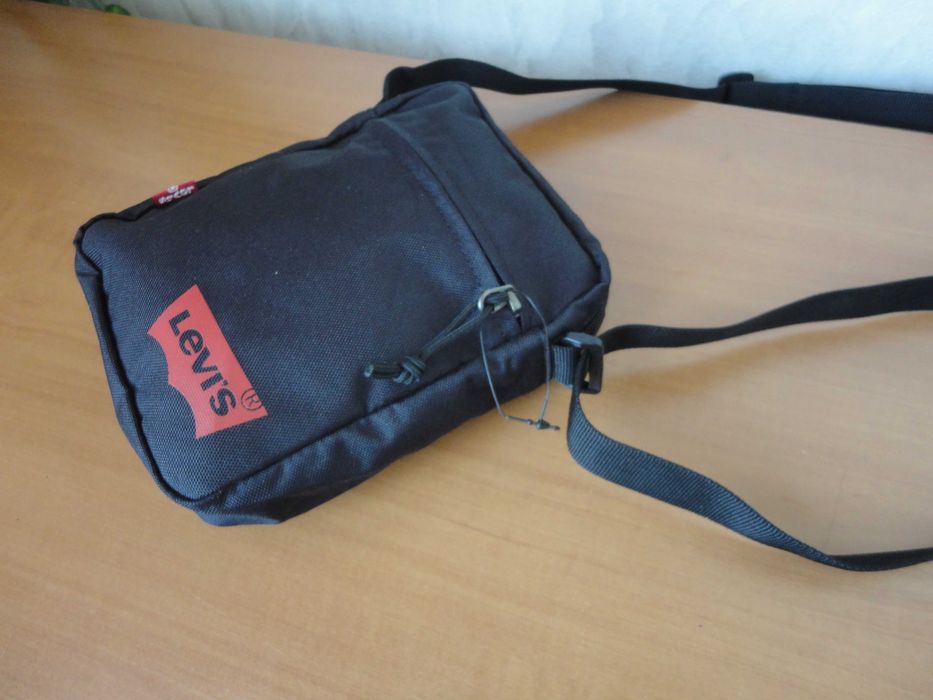Levi's и Converse/мъжки чанти