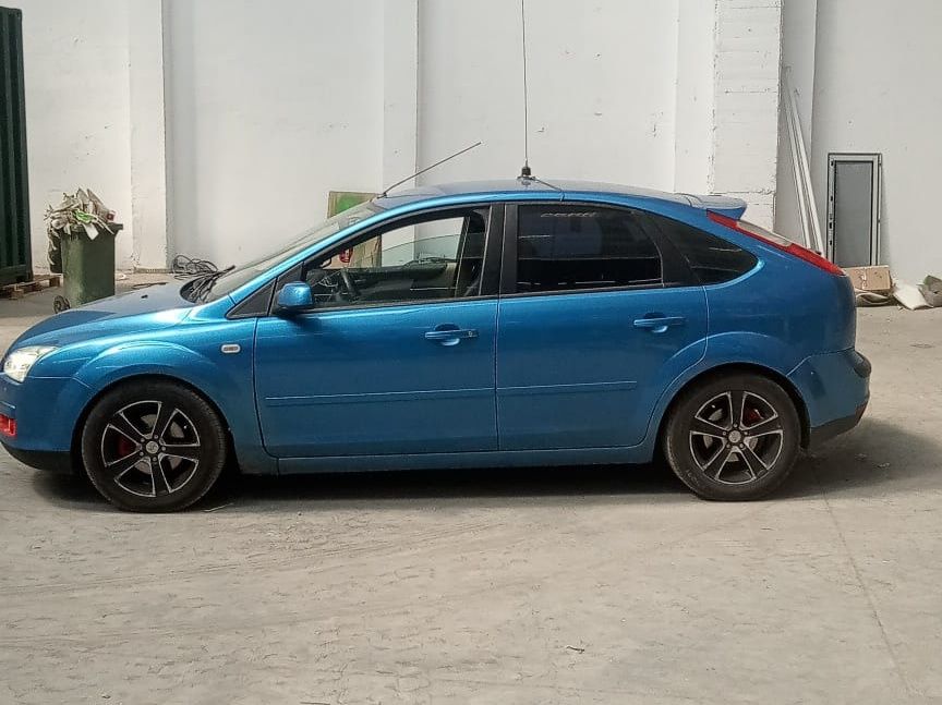 Vând Ford focus 2 1.6 ti-vct 115cp