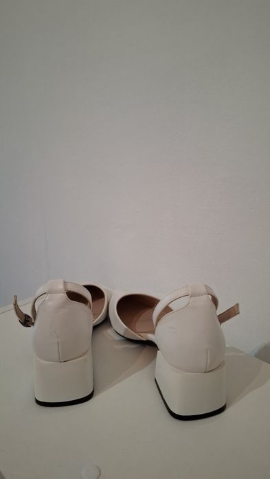 Продаются туфли срочно