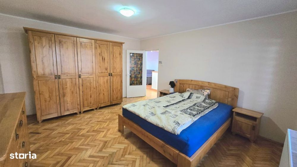 De închiriat apartament 3 camere Micro 16 Parter