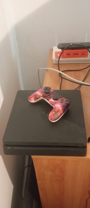 PlayStation 4 slim
