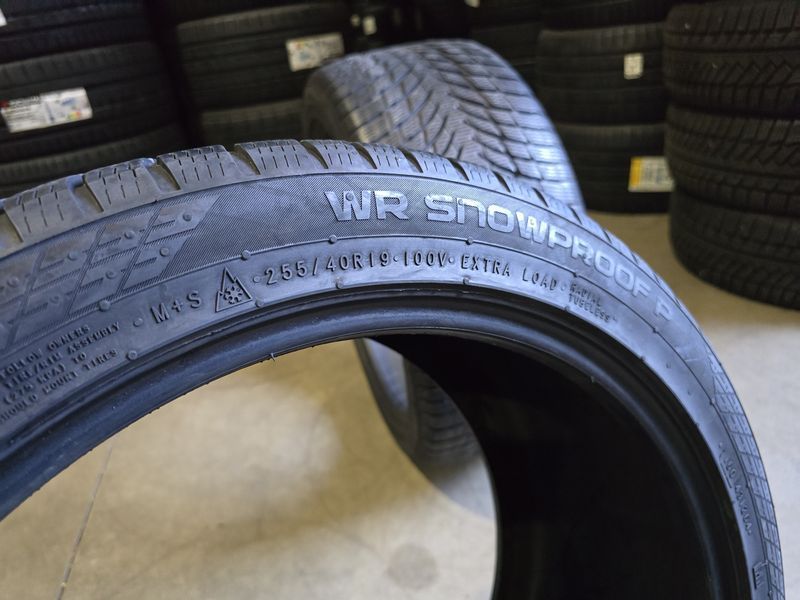 255/40/19//245/40/19 NOKIAN