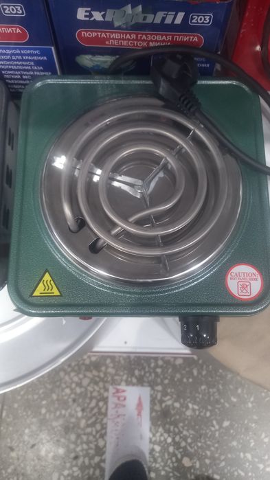 Продам новый плиту  5500т