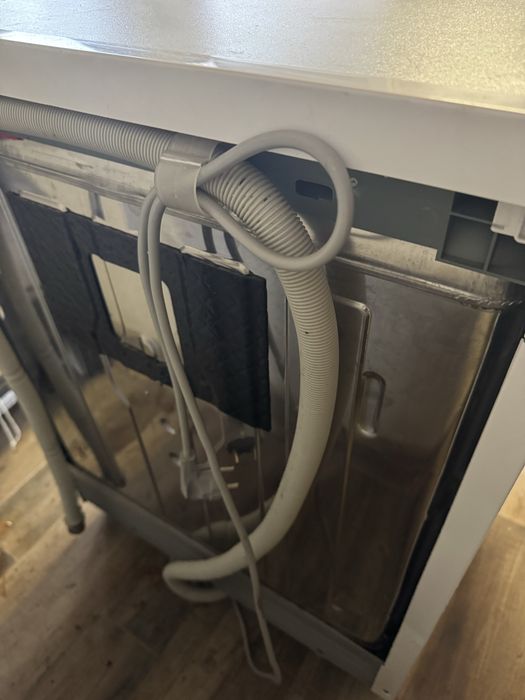 Mașină de spălat vase Arctic FSAE60W1 – foarte bună stare