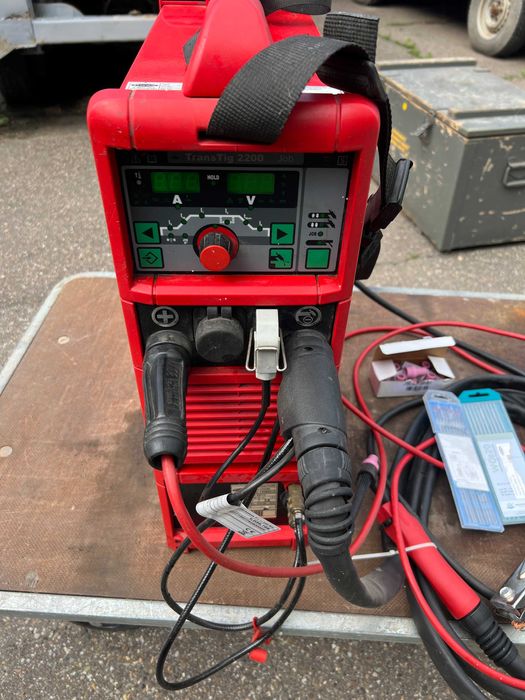 Fronius TransTig 2200 Job G/F + răcitor Fronius FK 2200 – set complet