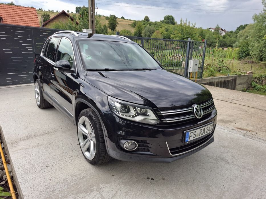 VW Tiguan/Facelift /4x4/AUTOMAT/Navigatie /Xenon+Led/Panoramic/Piele/Germania/Euro 5