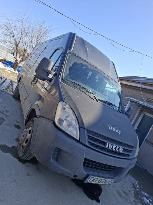 Vând iveco daily