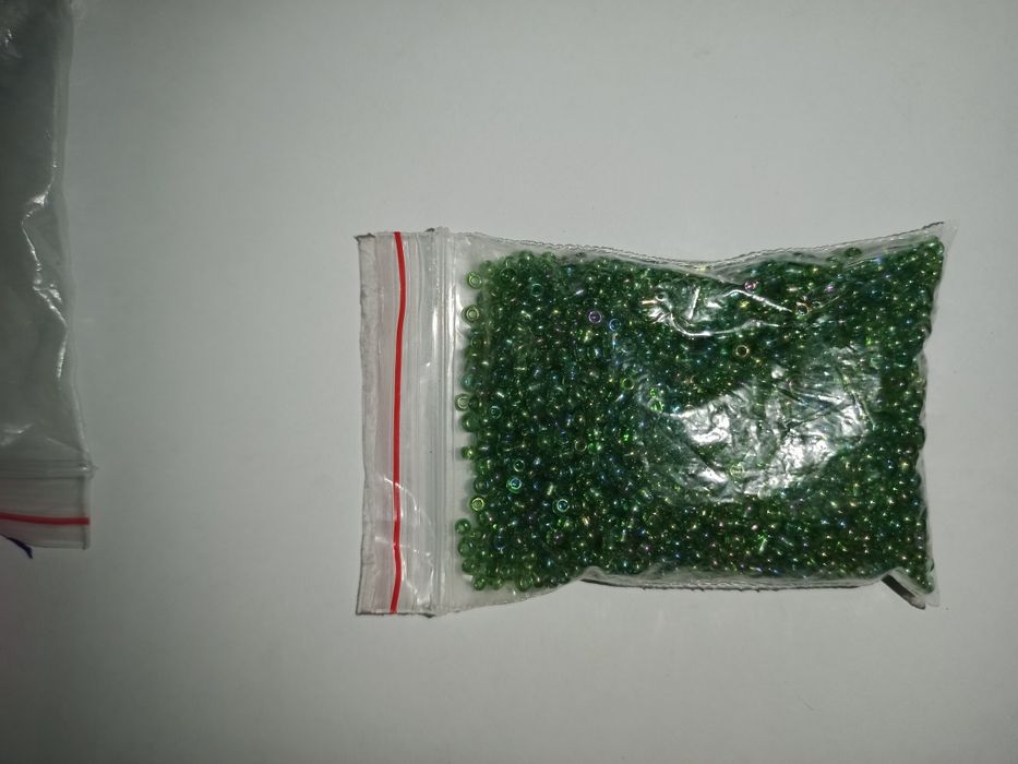 Продам бисер ...
