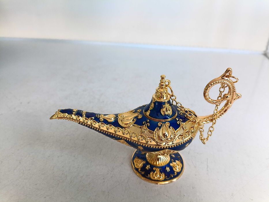 Лампата на Аладин" , метални , може да се използват за ароматни масла.