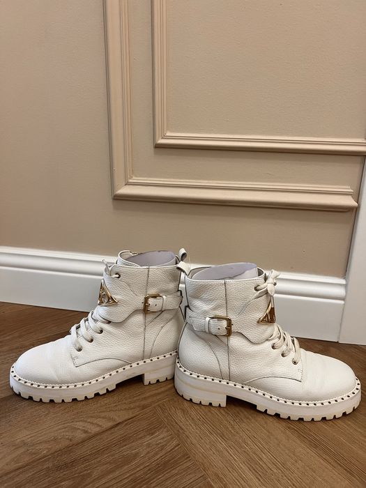 Ghete piele Liu JO