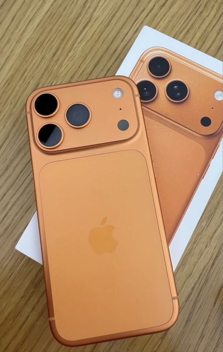 Продам Айфон 17про с гаранти