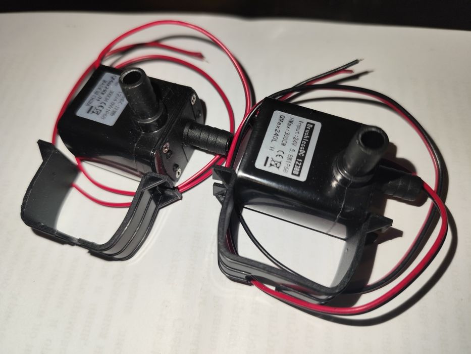 Потопяема мини водна помпа 12V/24V ; 240/800L/H 4.8W/5.8W/19W