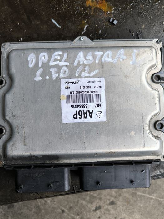 Компютър за двигател за Opel Astra J 1.7cdti