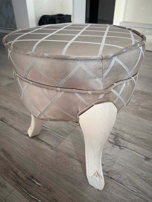 Отырғыштар, тек біреуден ғана