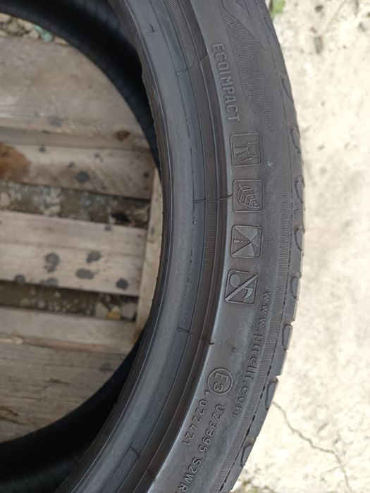 225 40 R 18 PIRELLI Дот 0916