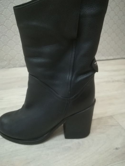 Продам сапоги натуральная кожа